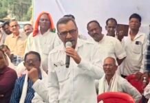 नहीं माने भाजपा के अमित, नाथ की तारीफ की तो सकते में आए भाजपाई, एक और बडे नेता के आक्रामक तेवर, लटकी निष्कासन की तलवार, राजनीति में पारा चढा,,